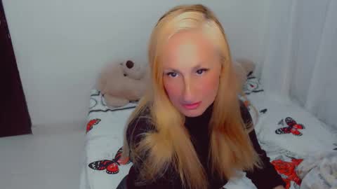 Arlett online show from December 20, 2025, 11:17 am