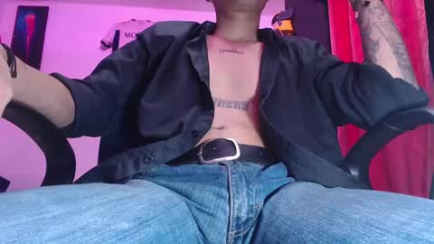 Snapshot of skateboy444 chatting on February 21, 2025, 4:18 am king online show from February 21, 2025, 4:18 am