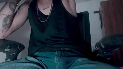 Snapshot of skateboy444 chatting on September 11, 2025, 5:07 am king online show from September 11, 2025, 5:07 am