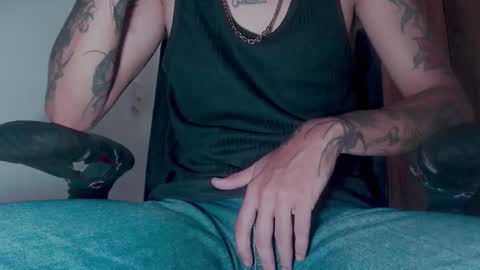 Snapshot of skateboy444 chatting on September 12, 2025, 7:08 am king online show from September 12, 2025, 7:08 am