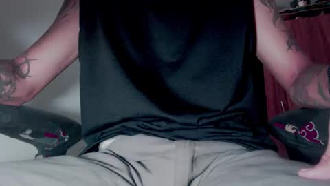 Snapshot of skateboy444 chatting on October 23, 2025, 4:06 pm king online show from October 23, 2025, 4:06 pm