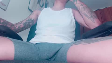 Snapshot of skateboy444 chatting on July 12, 2026, 5:53 am king online show from July 12, 2026, 5:53 am