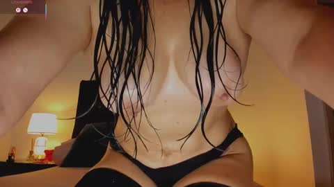 Skay online show from November 30, 2025, 8:02 pm