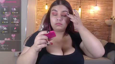 Skarlet online show from February 19, 2025, 1:06 pm