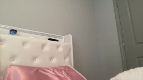 skiimaskabby online show from March 5, 2026, 7:54 pm