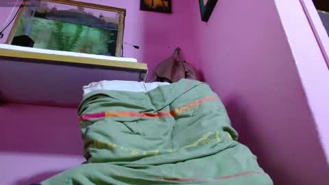 skinny1hugecock27 online show from December 4, 2025, 5:21 pm