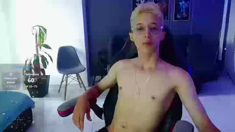 skinny_bigcock20 online show from September 11, 2025, 8:31 pm