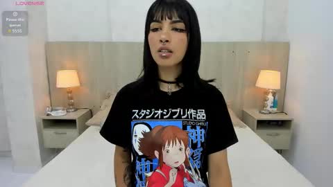 Emily Rojas online show from October 15, 2025, 7:47 pm