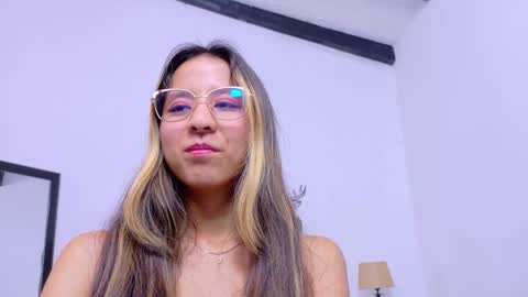 skinny_hottie18 online show from January 29, 2025, 1:49 pm