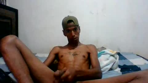 Snapshot of skinny_long_cock chatting on July 20, 2026, 10:39 am Albert online show from July 20, 2026, 10:39 am