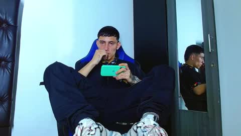 skinny marked online show from December 22, 2024, 2:06 am