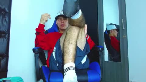 skinny marked online show from December 24, 2024, 4:51 pm