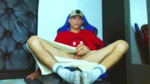 skinny marked online show from January 14, 2025, 6:17 pm