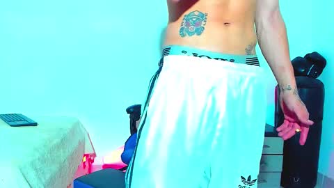 skinny marked online show from October 24, 2025, 3:14 am