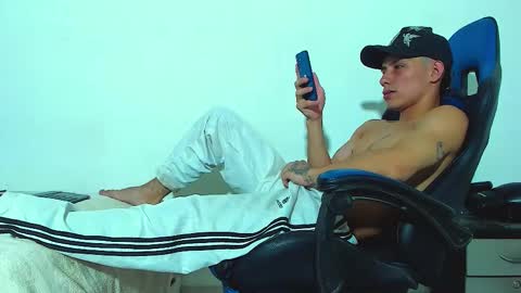 skinny marked online show from November 18, 2025, 7:51 pm