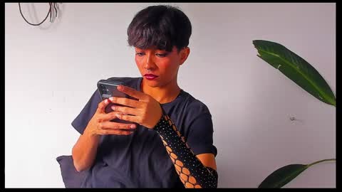 skinnybody_ online show from April 9, 2026, 4:56 pm