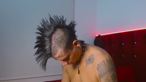 skinnydevil1 online show from March 5, 2026, 4:19 am