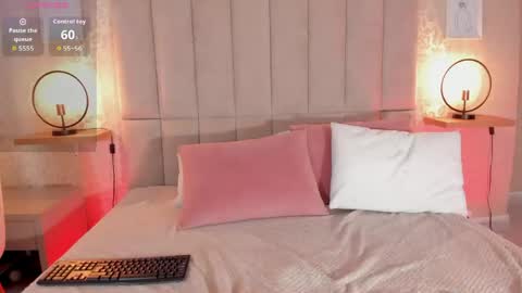 Mila online show from May 21, 2026, 3:41 pm