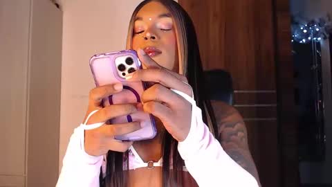 jesica online show from February 12, 2026, 7:14 am