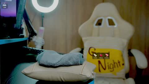 GoddessSkinny online show from January 19, 2025, 3:29 am