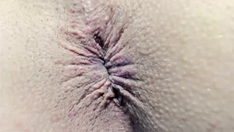 skinnyguywithbigd online show from April 21, 2026, 2:51 am