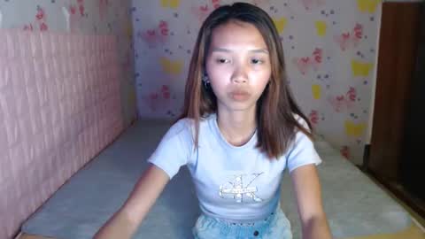 skinnyirisbunny online show from October 10, 2025, 10:03 am