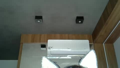 skinnykittencam online show from September 27, 2025, 5:40 pm