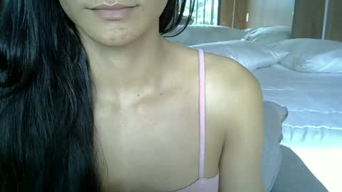 skinnykittencam online show from October 22, 2025, 6:29 pm