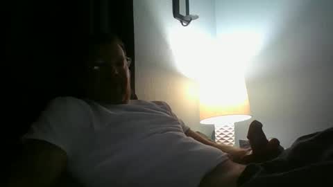 skinnymeat858205 online show from October 14, 2025, 3:40 am