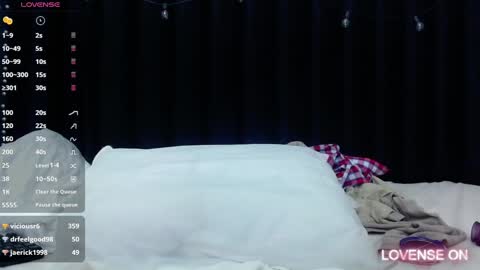 Karla  online show from December 31, 2024, 6:05 am