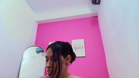 Karla  online show from January 3, 2025, 9:25 am