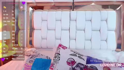 Karla  online show from March 7, 2025, 9:07 am