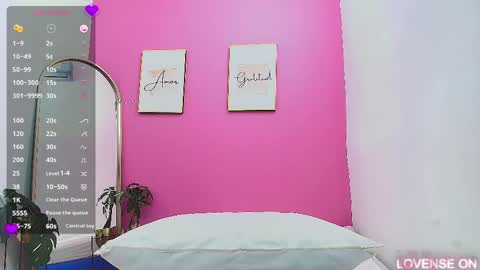 Karla  online show from March 12, 2025, 6:07 am