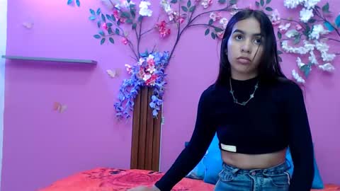 sofia online show from October 20, 2025, 1:22 pm