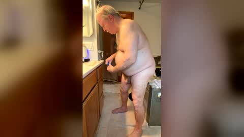 Snapshot of skipstar chatting on May 1, 2026, 5:17 pm Skipstar seneca cum online show from May 1, 2026, 5:17 pm