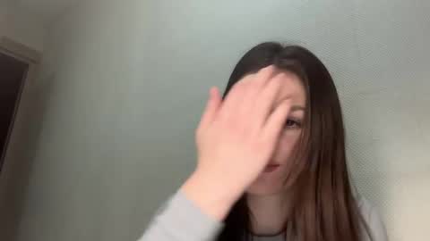 skirenna online show from January 8, 2026, 11:29 pm