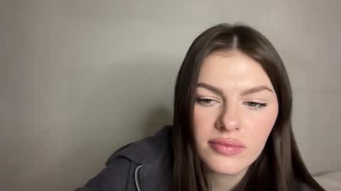 skirenna online show from January 9, 2026, 4:10 pm