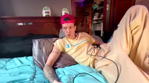 Skittles online show from February 19, 2025, 6:32 pm