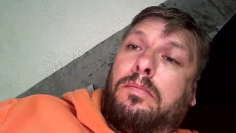 skuzzy25 online show from September 26, 2025, 5:17 pm