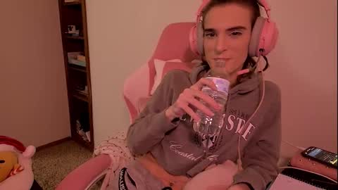 Gem online show from December 1, 2025, 6:18 am