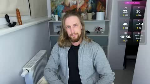 sky_guy25 online show from April 24, 2026, 7:38 pm
