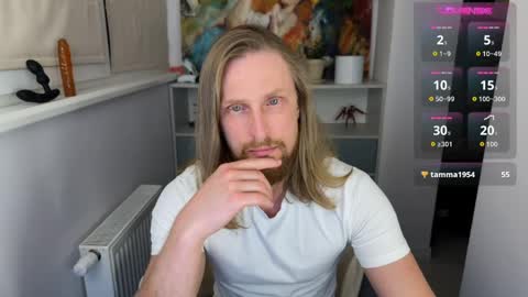 sky_guy25 online show from May 16, 2026, 7:34 pm