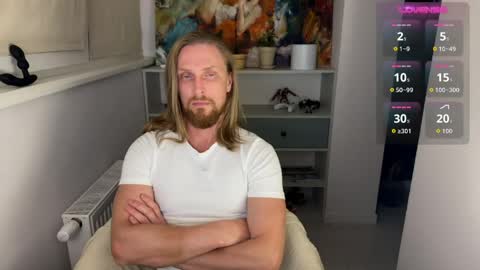sky_guy25 online show from June 5, 2026, 9:53 pm