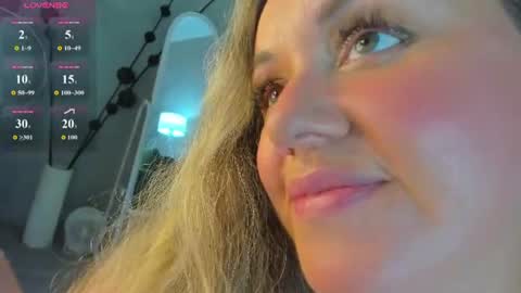 Snapshot of sky_kuper chatting on July 4, 2026, 1:01 am Sky online show from July 4, 2026, 1:01 am