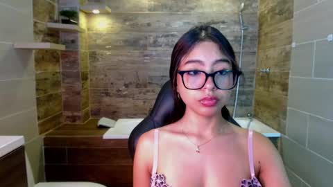 S O F I  online show from January 18, 2026, 2:43 pm