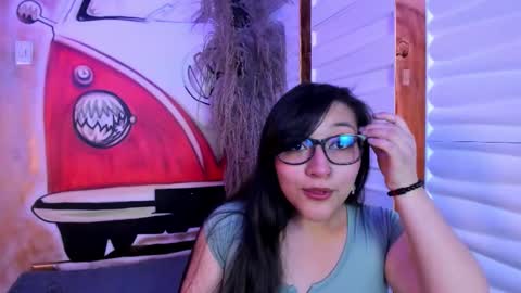 skye_bluee_ online show from October 14, 2025, 3:18 am