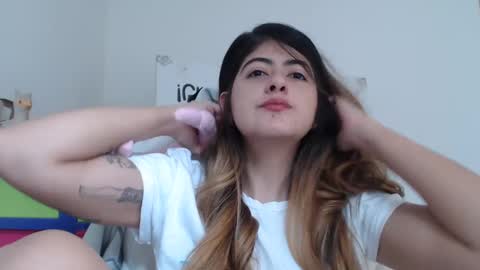 Skyler online show from March 10, 2025, 6:01 pm