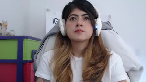 Skyler online show from March 10, 2025, 9:07 pm