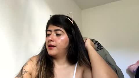 Skyler online show from April 23, 2026, 8:33 pm