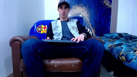 Skyler online show from April 22, 2026, 12:24 am